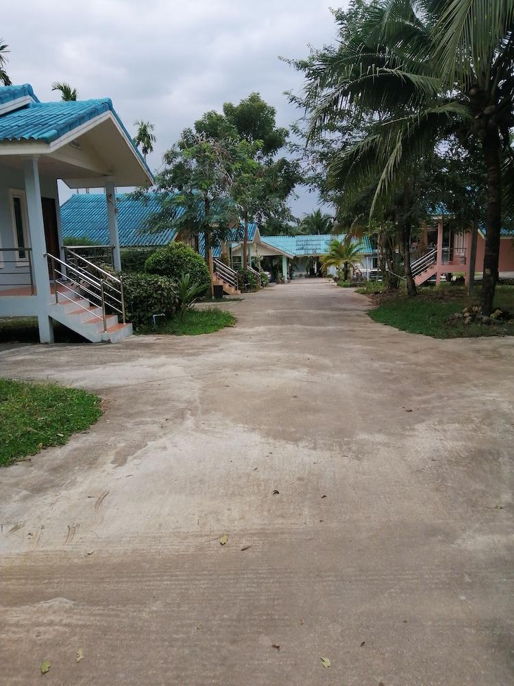 Oyo 75515 Sairung Farmstay Krabi Exterior photo